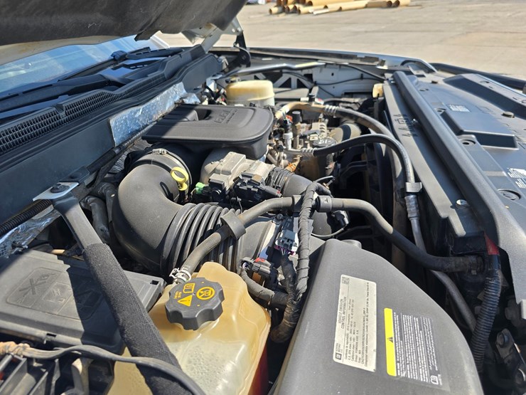 2015-chevrolet-silverado-3500-image-20