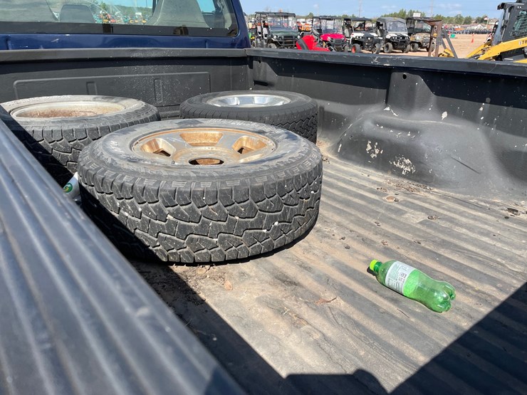 2009-ford-f250-xl-image-36