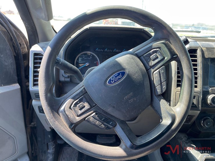 2019-ford-f250-xlt-image-8
