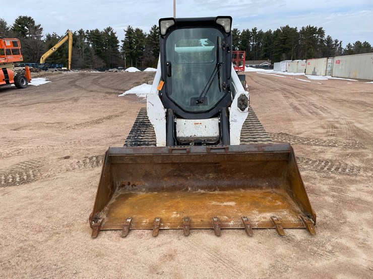 2016-bobcat-t770-image-8