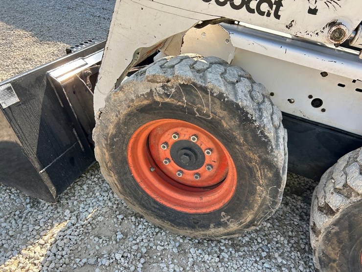 bobcat-742b-image-17