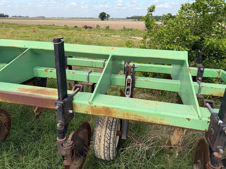 #46934-•-bigham-6-row-38"-terra-till-image-31