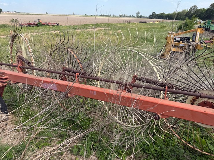 #46931-•-rossi-rt79-hay-rake-image-24