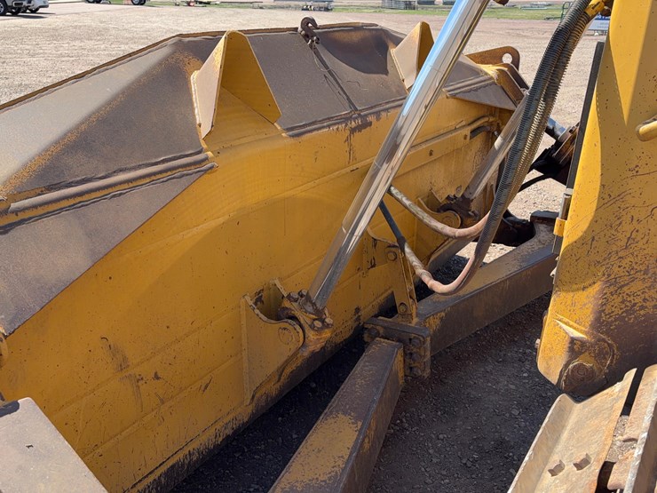 1998-caterpillar-d6r-xl-image-12