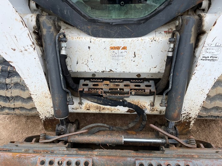 2016-bobcat-t770-image-12