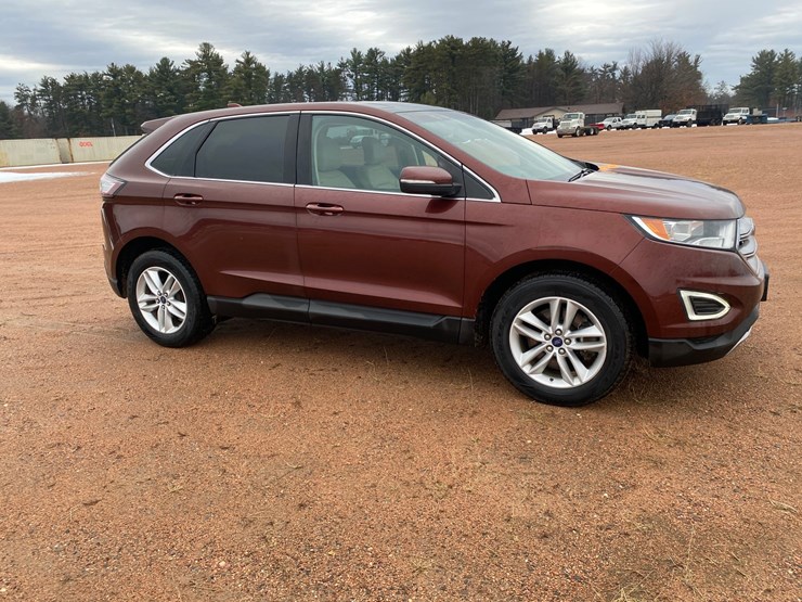 2015-ford-edge-sel-image-4