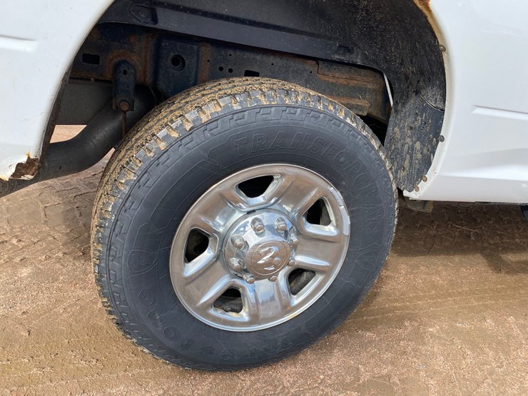 2018-dodge-ram-2500-image-26