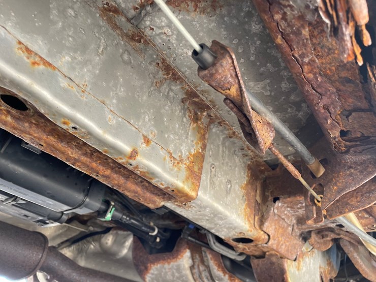 2011-chevrolet-equinox-image-18