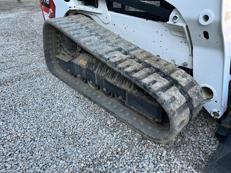 2023-bobcat-t770-image-12