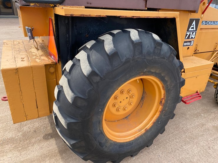 #1004-•-1982-allis-chalmers-714-series-b-industrial-plow-tractor-image-30