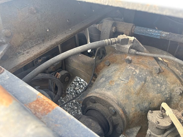 2007-mack-cl733-image-56