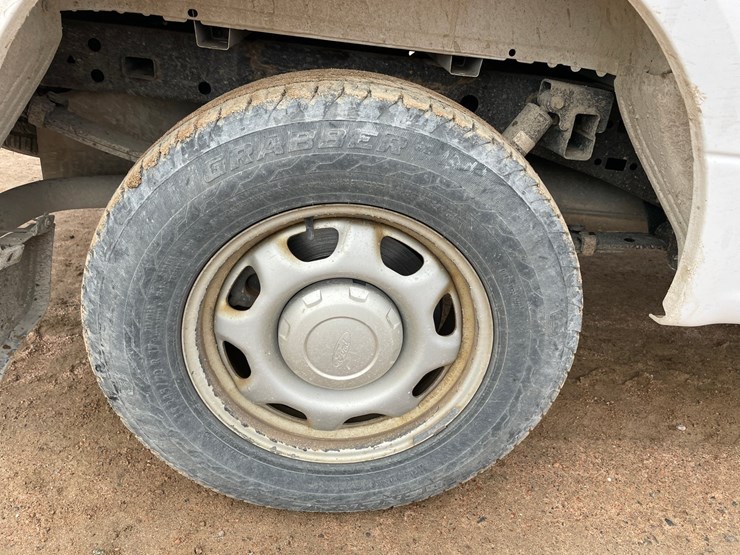 2019-ford-f150-image-24