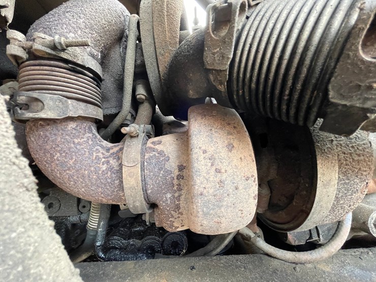 2005-caterpillar-c13-image-42