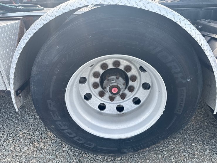 2007-mack-cl733-image-77