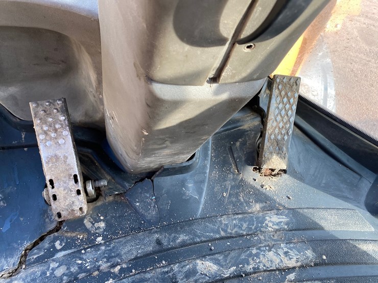 2012-case-521e-image-20