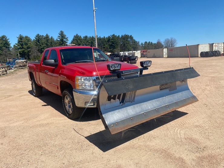 2012-chevrolet-silverado-1500-image-3