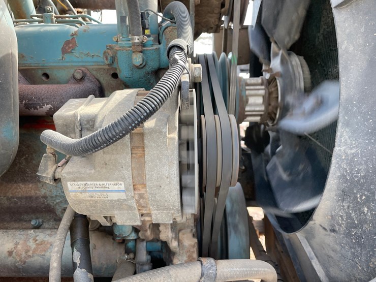 1990-international-4900-image-56