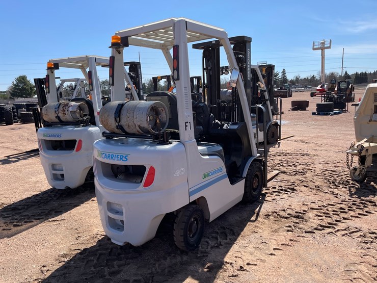 #1133-•-unicarriers-lp-forklift-image-4