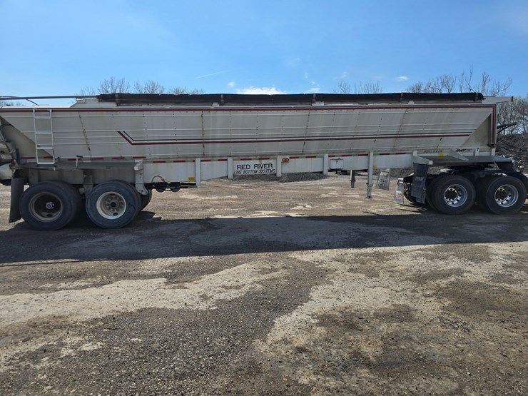 2000-red-river-live-bottom-image-25