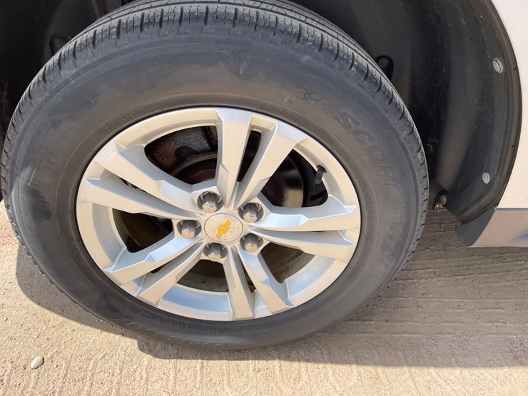 2011-chevrolet-equinox-image-15