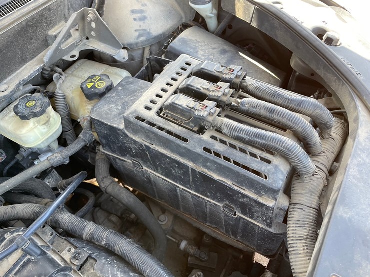 2011-cadillac-srx-image-48