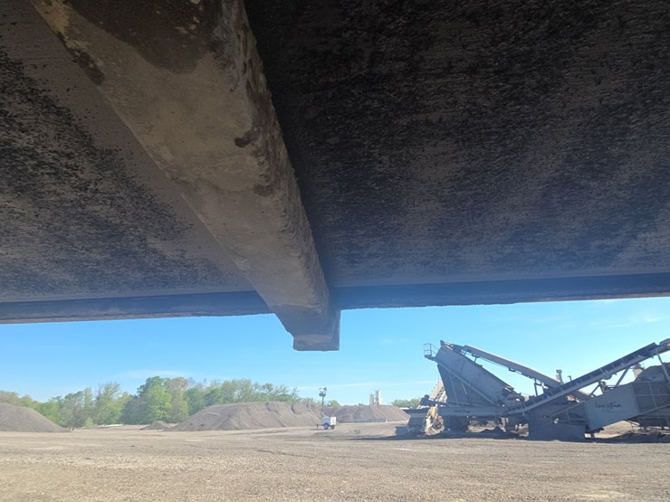 2000-red-river-live-bottom-image-69