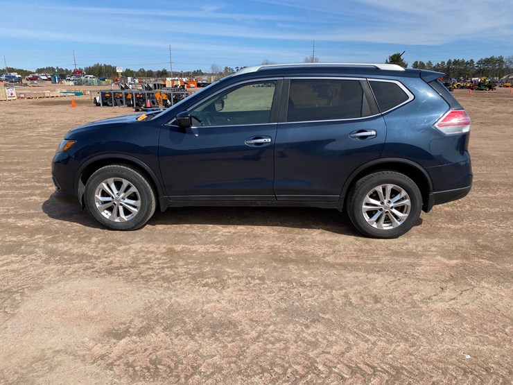 2016-nissan-rogue-image-12