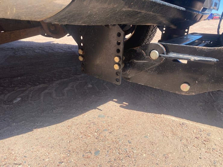 2012-chevrolet-silverado-1500-image-15