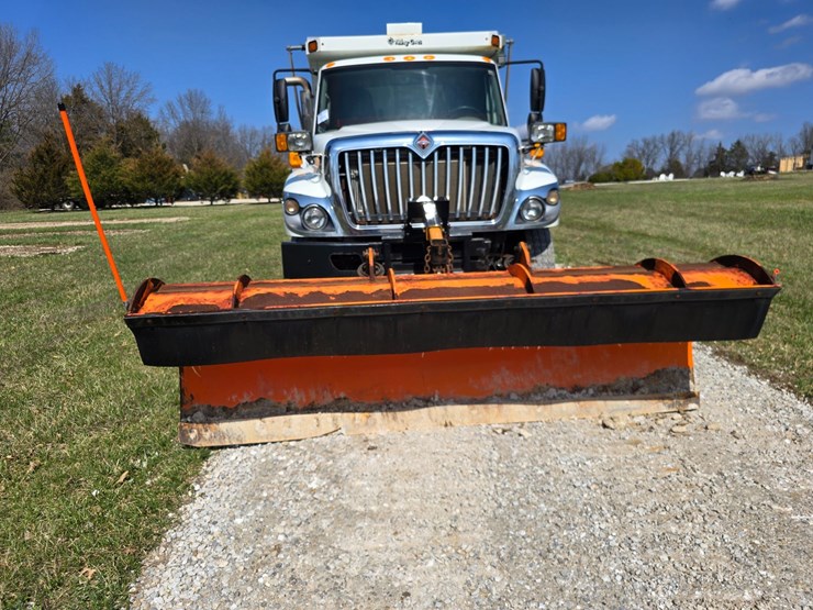 2015-international-workstar-7400-image-28