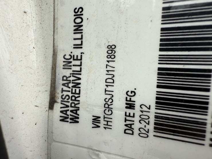 2013-international-7600-image-10