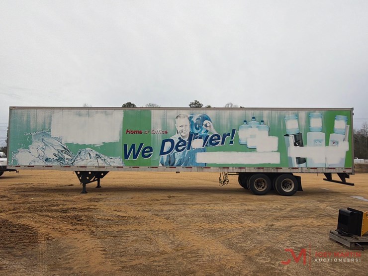 2009-utility-53'-image-5