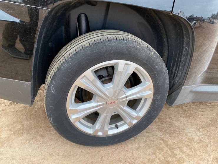 2017-gmc-terrain-sle-image-23