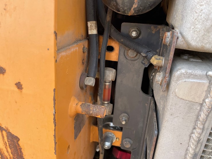 2012-case-tv380-image-26