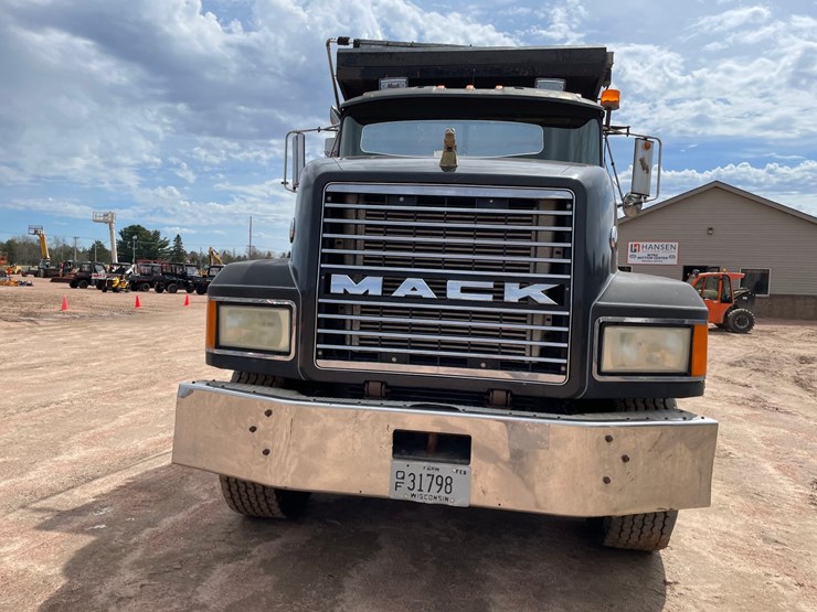 1995-mack-cl713-image-2