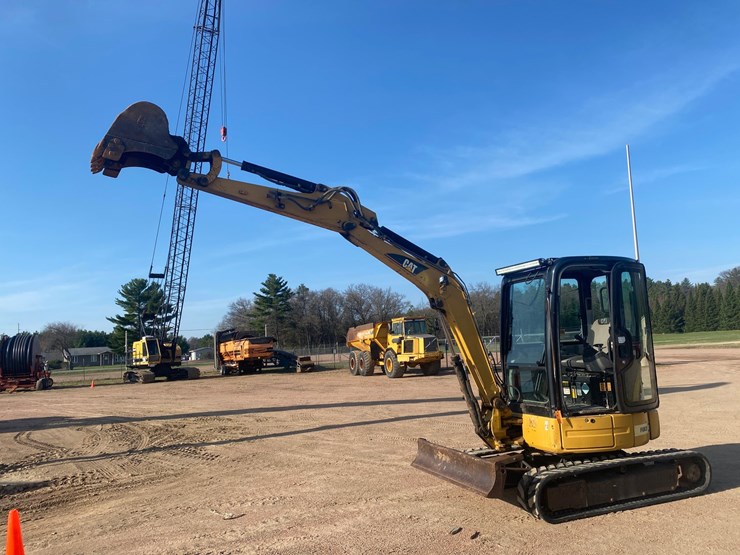 caterpillar-303c-cr-image-30