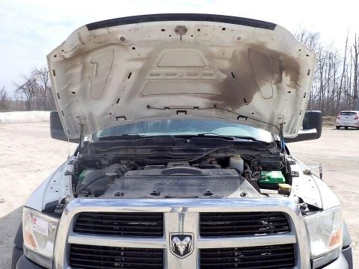 2011-dodge-5500-hd-s/a-service-truck-3d6wu7el3bg61-image-57