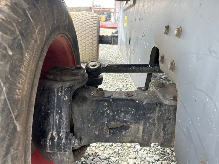 2017-skyjack-sj40t-image-23