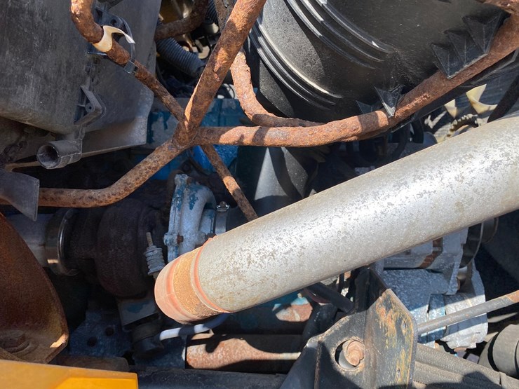 2004-international-7400-image-38