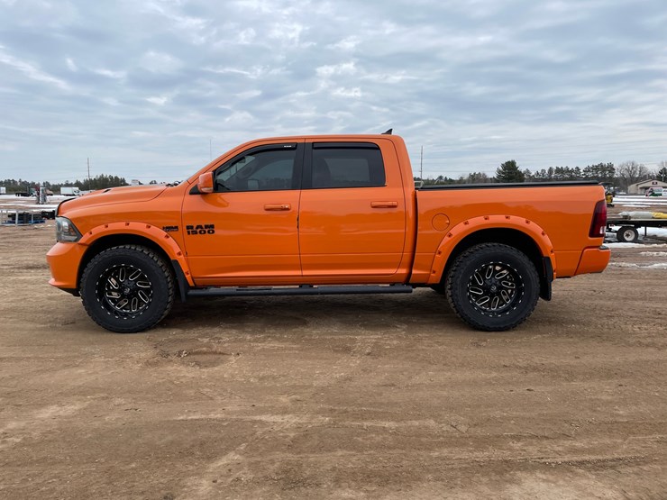 2017-dodge-ram-1500-image-2