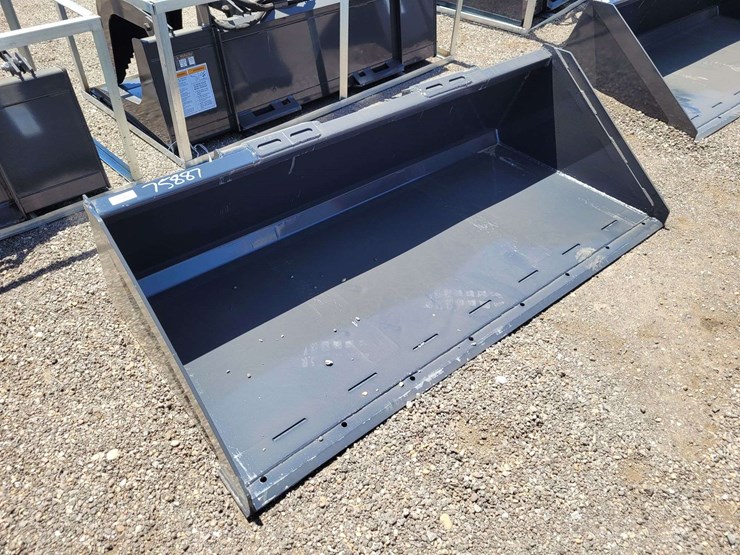 wolverine-tdb-11-78w-track-duty-bucket-image-3