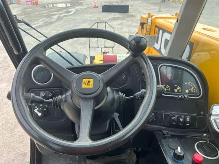 jcb-505-20-image-17