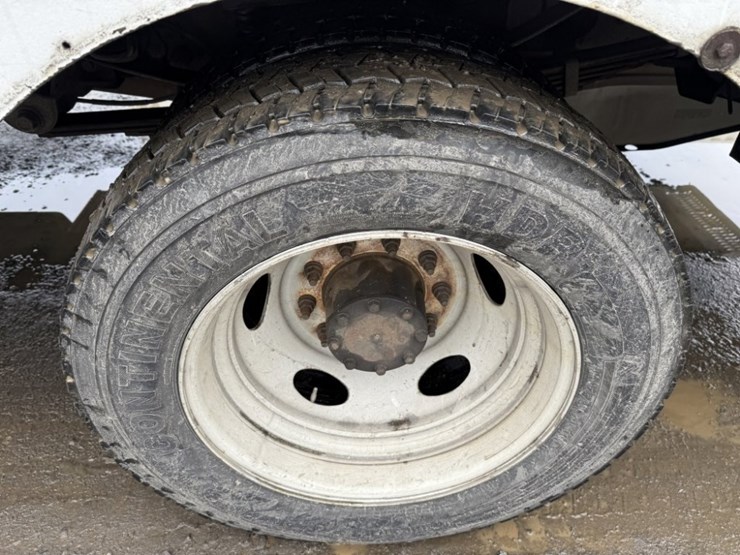 2015-ford-f550-sd-image-18