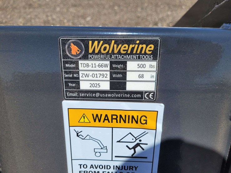 wolverine-track-duty-bucket-image-5