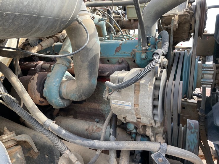 1990-international-4900-image-55