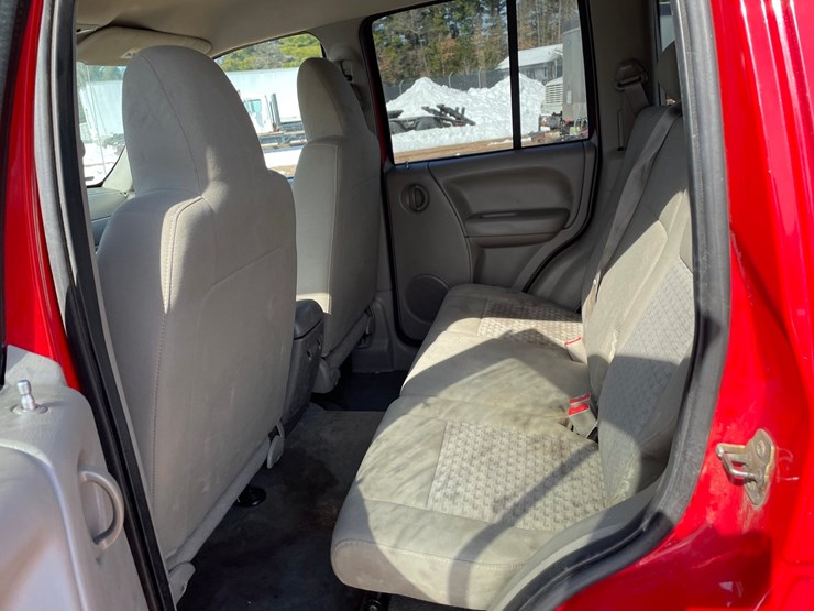 2005-jeep-liberty-image-24