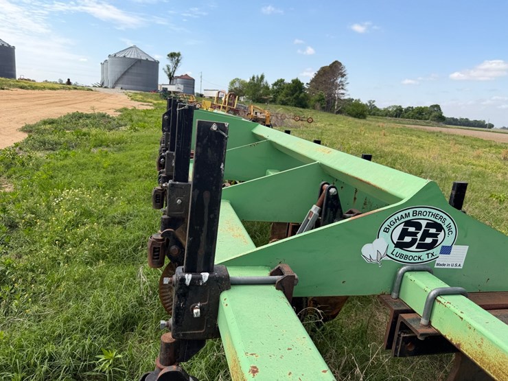 #46934-•-bigham-6-row-38"-terra-till-image-28