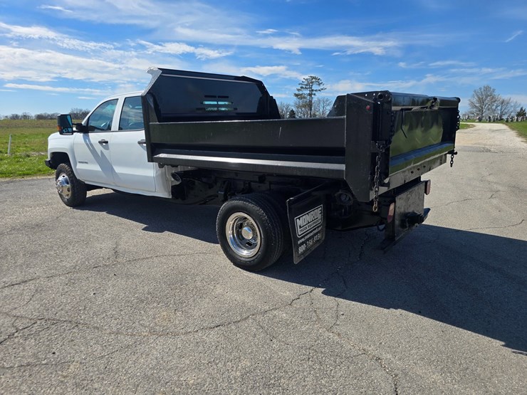 2019-chevrolet-silverado-3500-image-9
