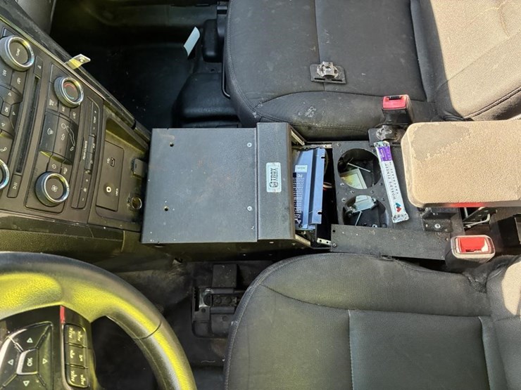 2017-ford-explorer-police-interceptor-image-16