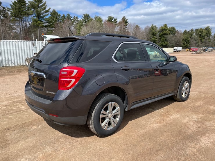 2016-chevrolet-equinox-lt-image-5