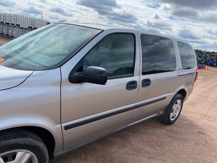 2008-chevrolet-uplander-image-15